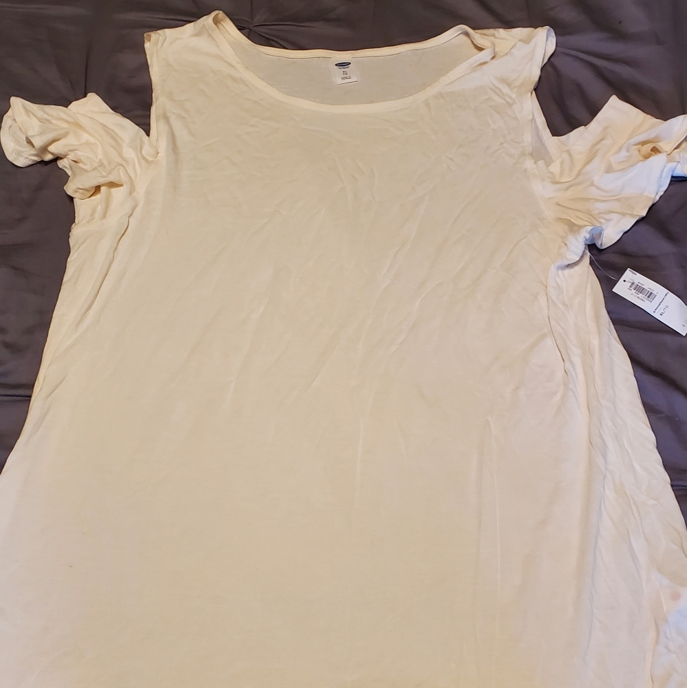 Women's off the shoulder shirt